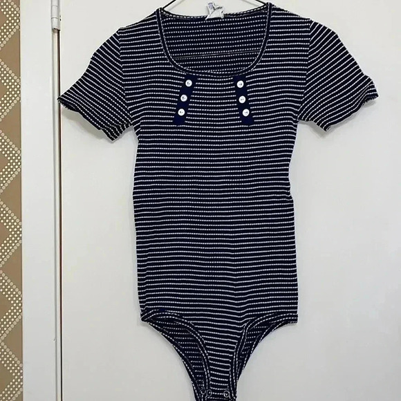 Flo-Nit Bodysuit - Picture 1 of 6
